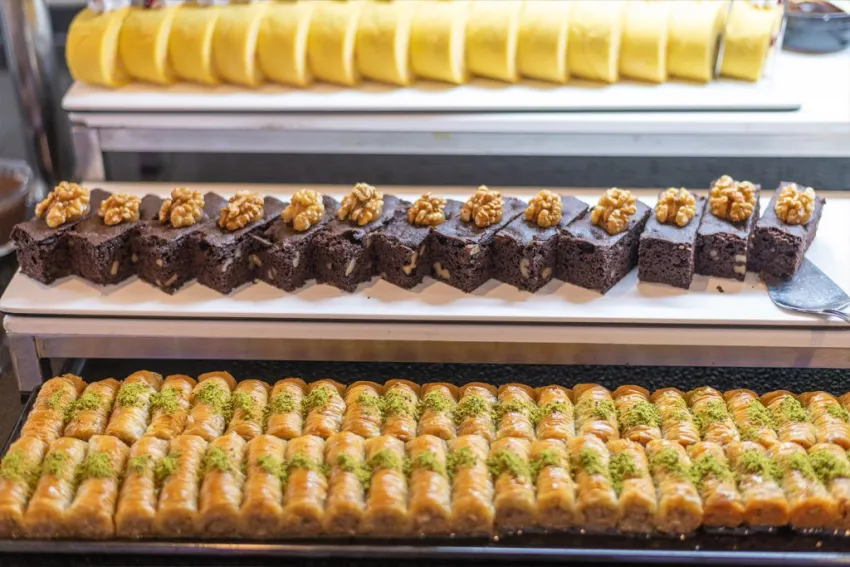 SANDY BEACH HOTEL  4*-18