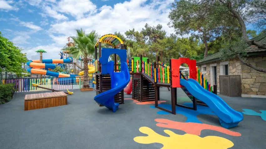 THE NORM ORIENTAL  5*-41