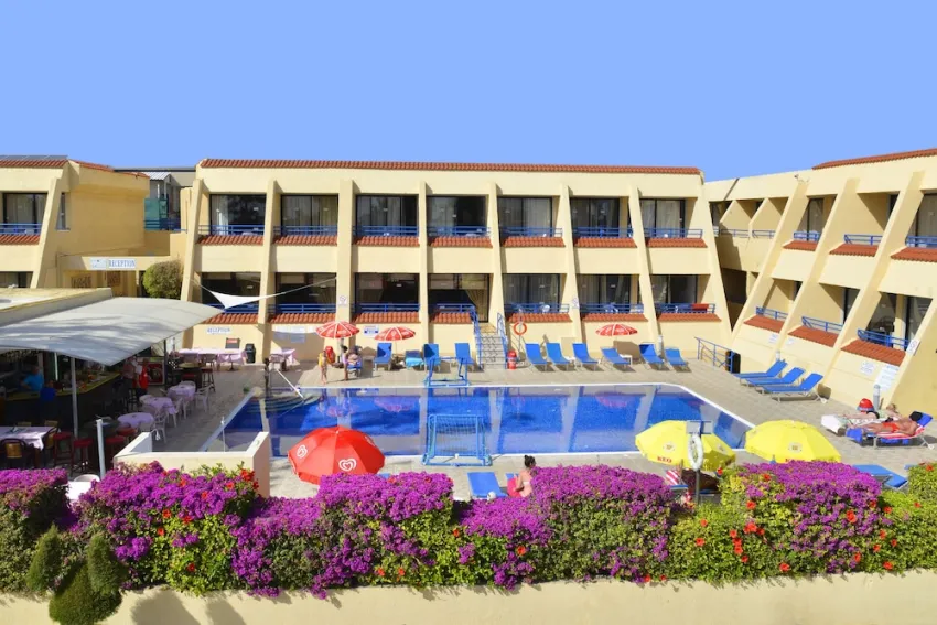 Napa Prince Hotel Apartments 3*-67