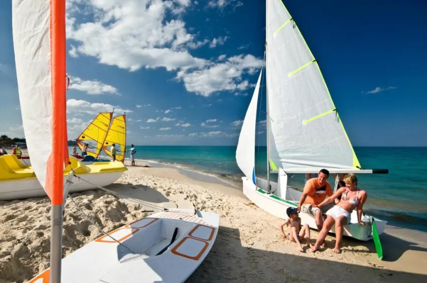 ABOU SOFIANE HOTEL & AQUAPARK  4*-7