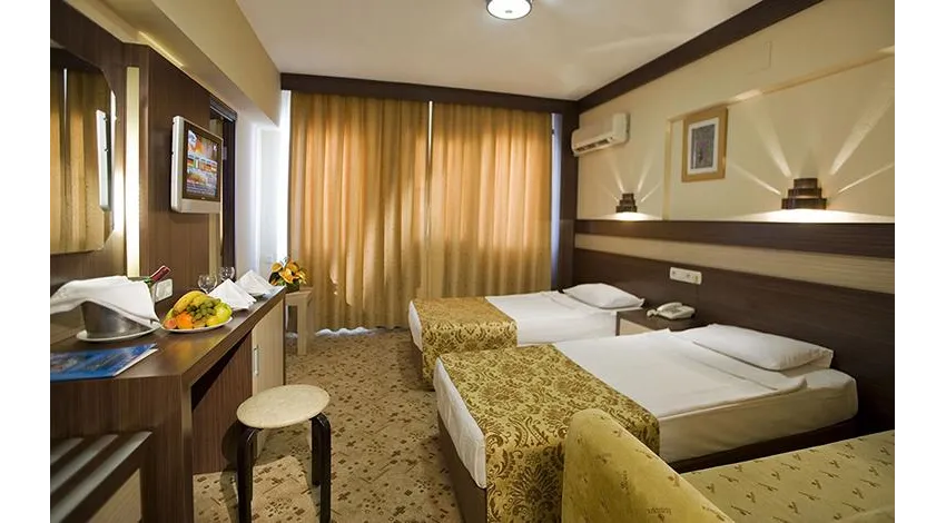 LONICERA WORLD HOTEL  4*-2