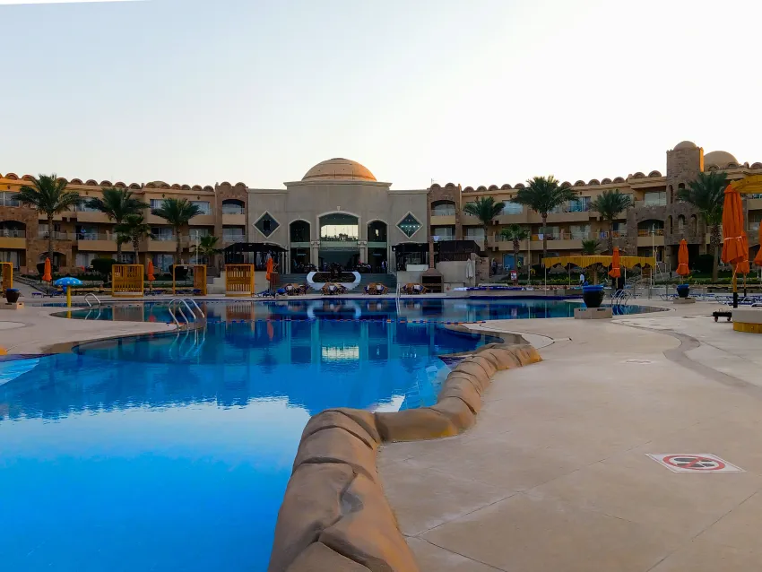 Utopia Beach Club 4*-5