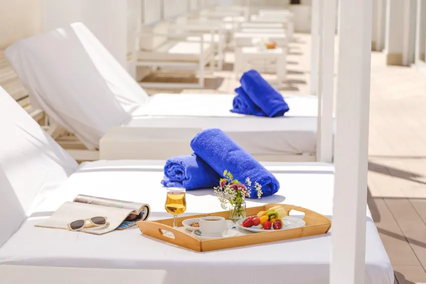 Hotel Triton Beach 4*-103