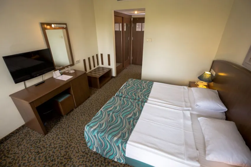 DOSI HOTEL  4*-8