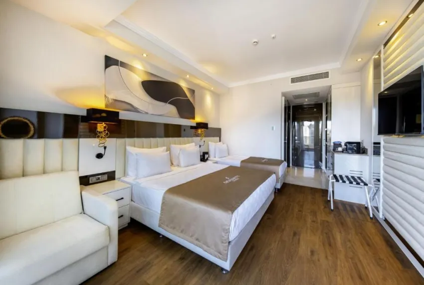 SERENITY QUEEN HOTEL  5*-16