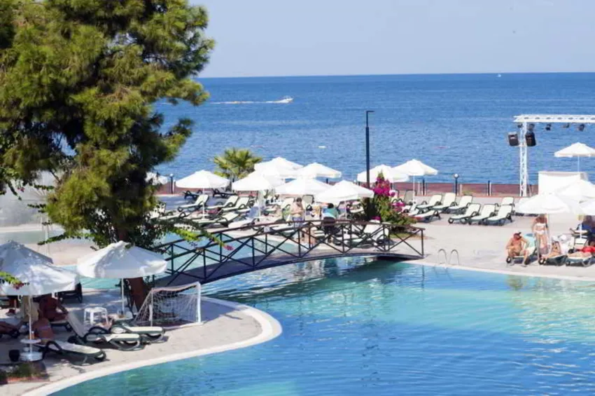 Crystal Aura Beach Resort & Spa 5*-60
