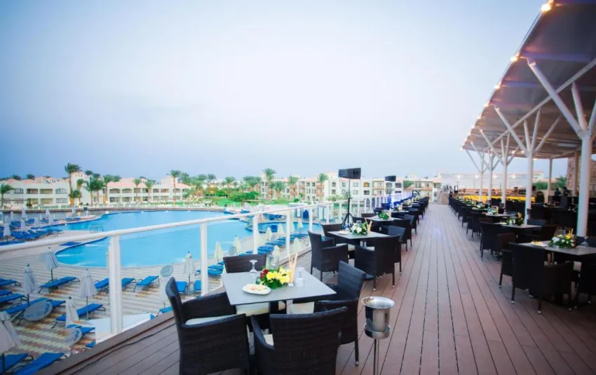 PICKALBATROS DANA BEACH RESORT  5*-22