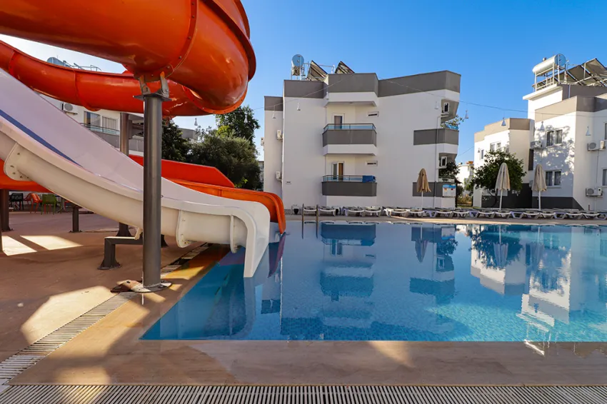 THRONE BEACH RESORT & SPA  5*-9