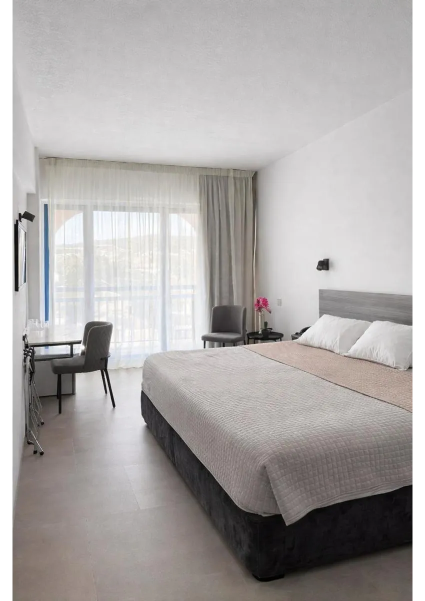 Navarria Blue 3*-22