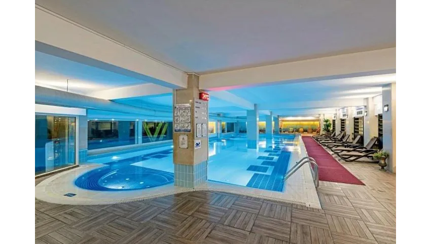 FAME RESIDENCE KEMER & SPA  5*-46