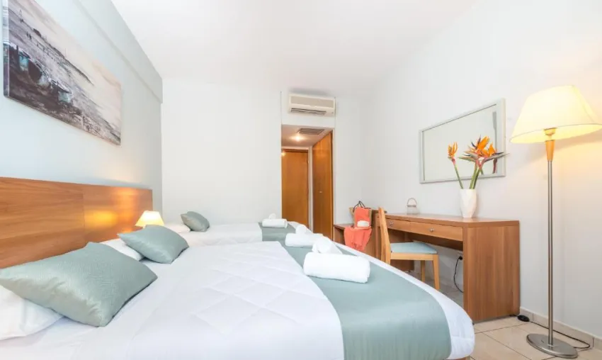 Contessa Hotel 3*-42