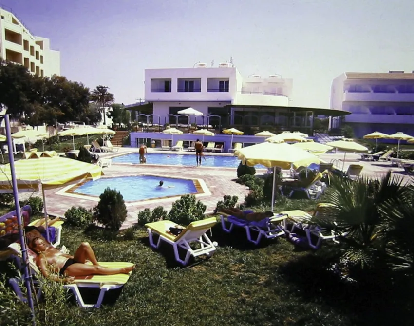 Pylea Beach 3*-7