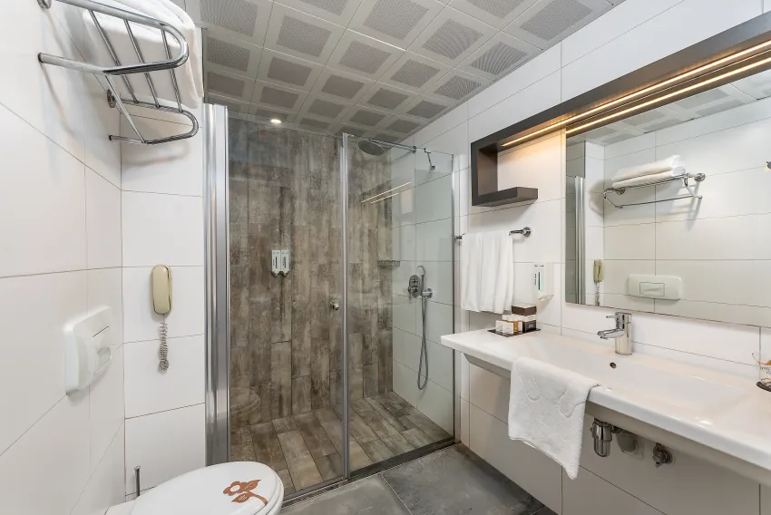 White City Beach (Adults Only 16+) 4*-13