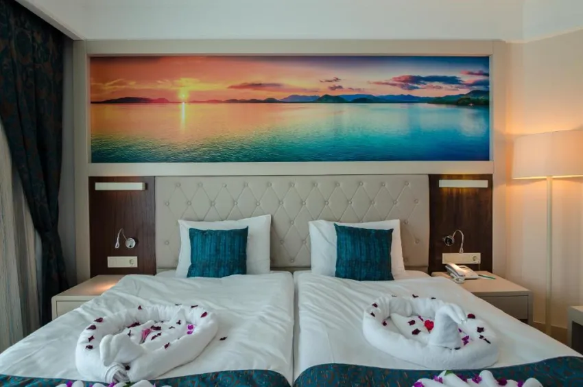 THE LUMOS DELUXE RESORT HOTEL & SPA  5*-23