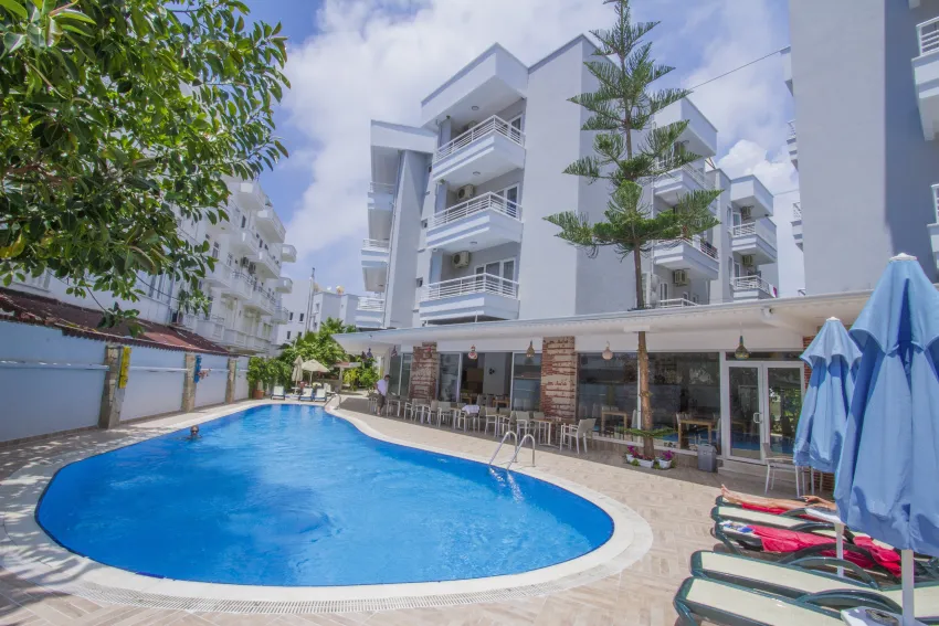 Blue Wave Suit Hotel 4*-22