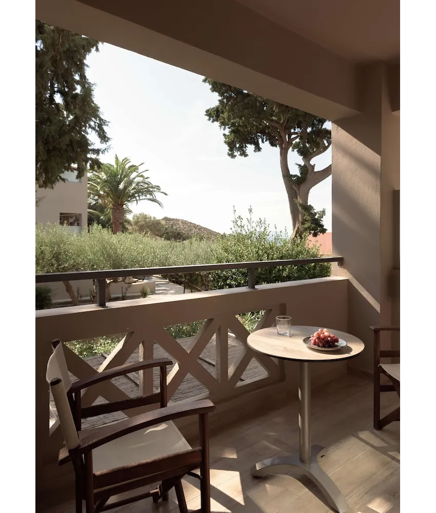 Paralos Irini Mare 4*-80