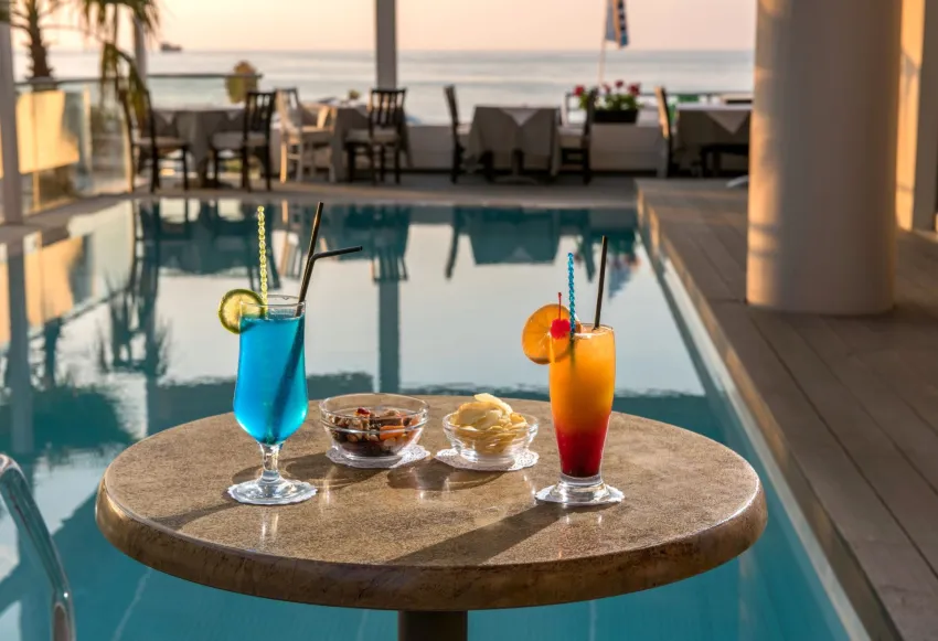 SWELL BOUTIQUE HOTEL 4*-5