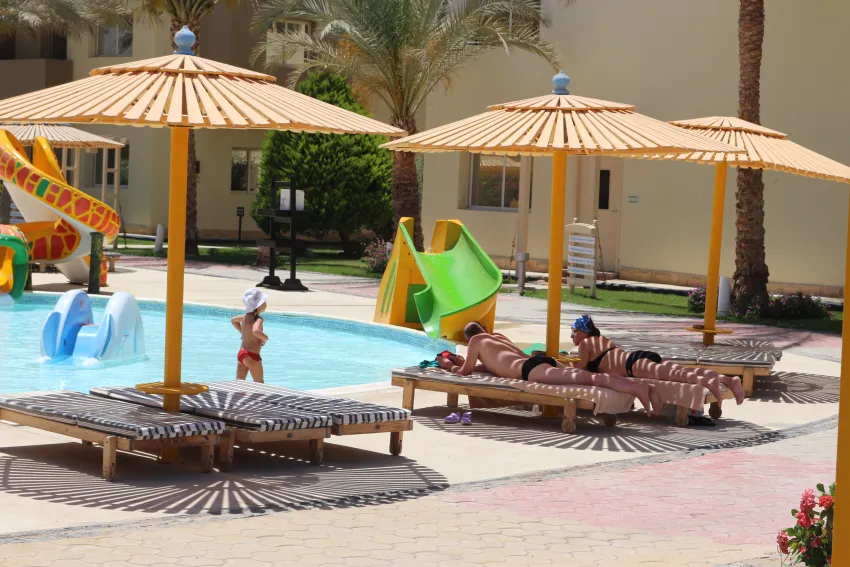 El Karma Aqua Beach Resort 4*-11