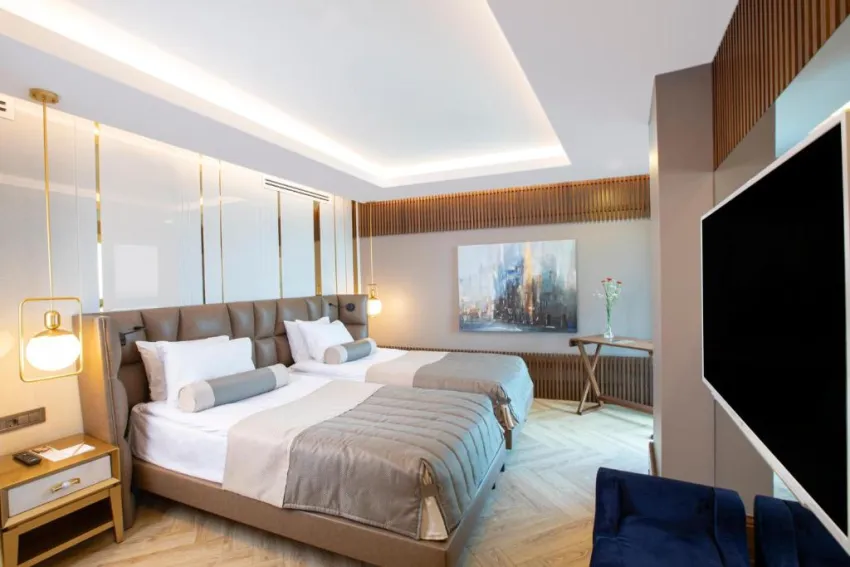 SHERWOOD EXCLUSIVE LARA  5*-40