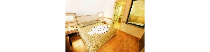 Utopia World Hotel 5*-25