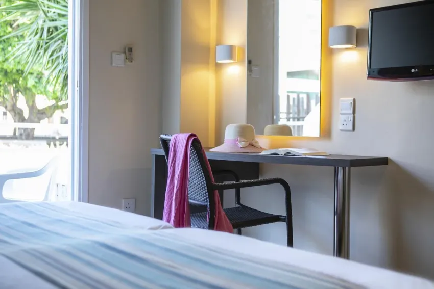 Mayfair Gardens 4*-24