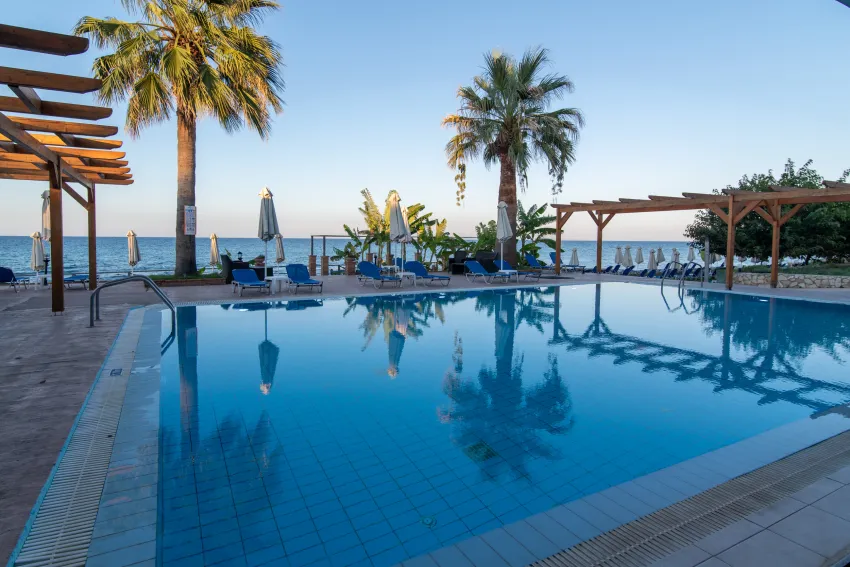 Belussi Beach Hotel 4*-91