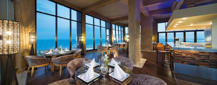 Noah's Ark Deluxe Hotel & Spa 5*-8