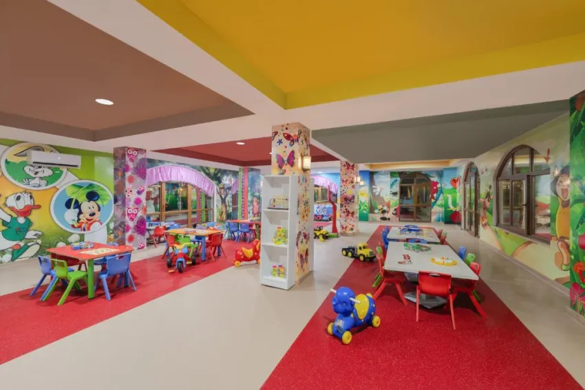 DELPHIN IMPERIAL HOTEL  5*-40