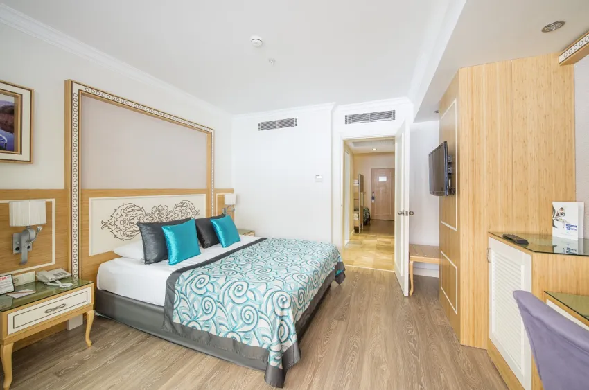 Crystal Waterworld Resort & Spa 5*-40