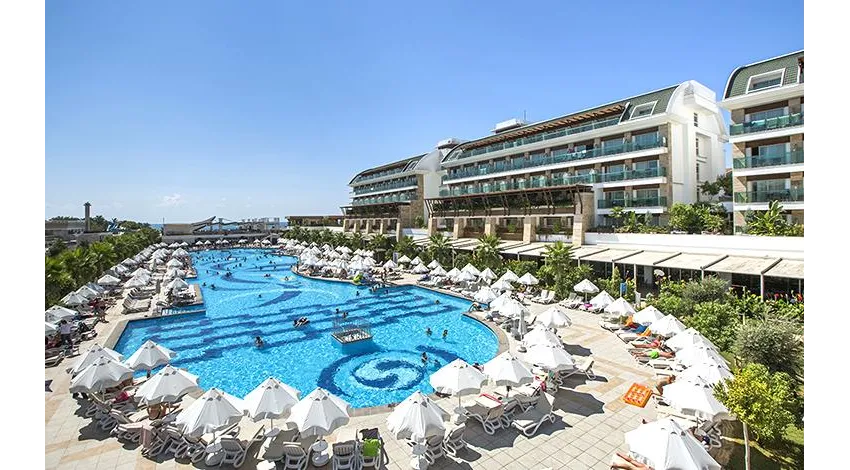 CRYSTAL WATERWORLD RESORT & SPA  5*-39