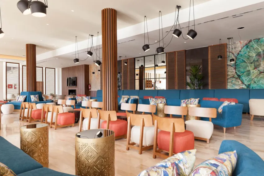 Zafiro Palace Palmanova 5*-9