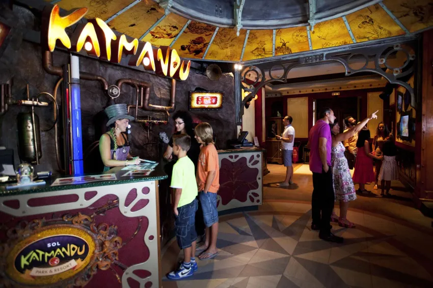 Sol Katmandu Park and Resort 4*-15