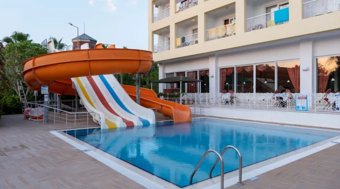 Pine House Hotel 4* - Kemer - Turcia