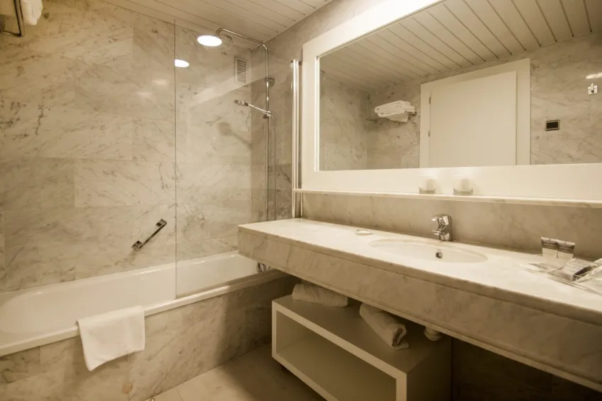 Catalonia del Mar 3*-4