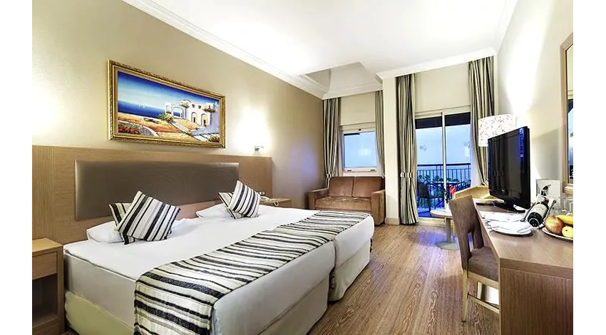 CRYSTAL TAT BEACH GOLF RESORT & SPA  5*-3