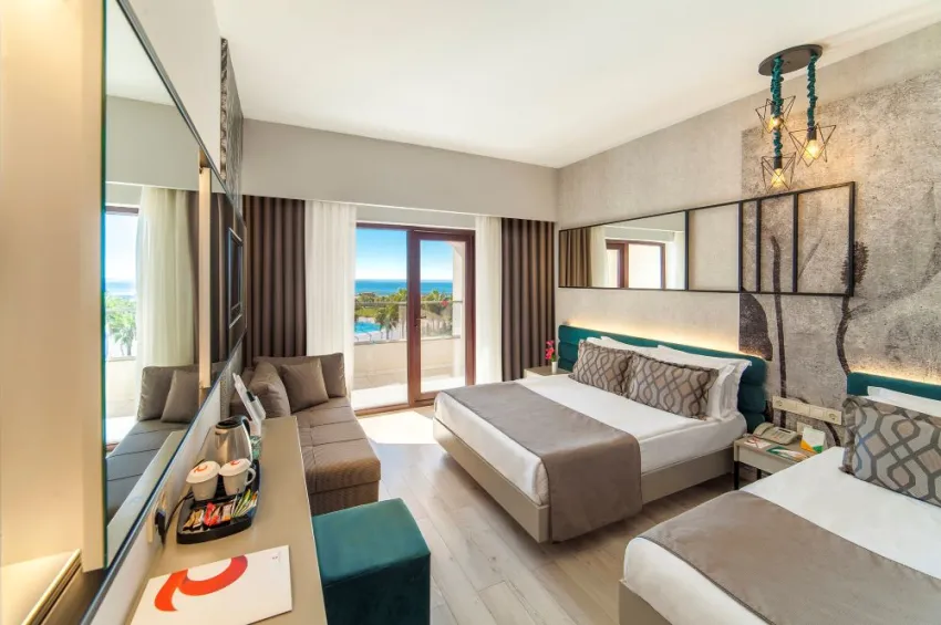 CLUB HOTEL TURAN PRINCE WORLD  5*-8