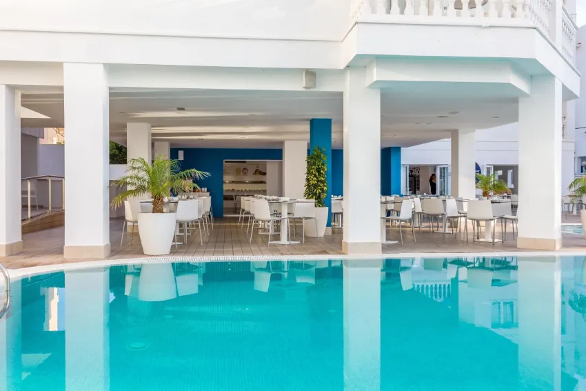 Hotel Triton Beach 4*-4