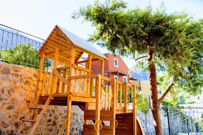 Ippoliti Village 3*-25