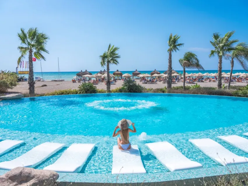 SUNRISE RESORT HOTEL  5*-11