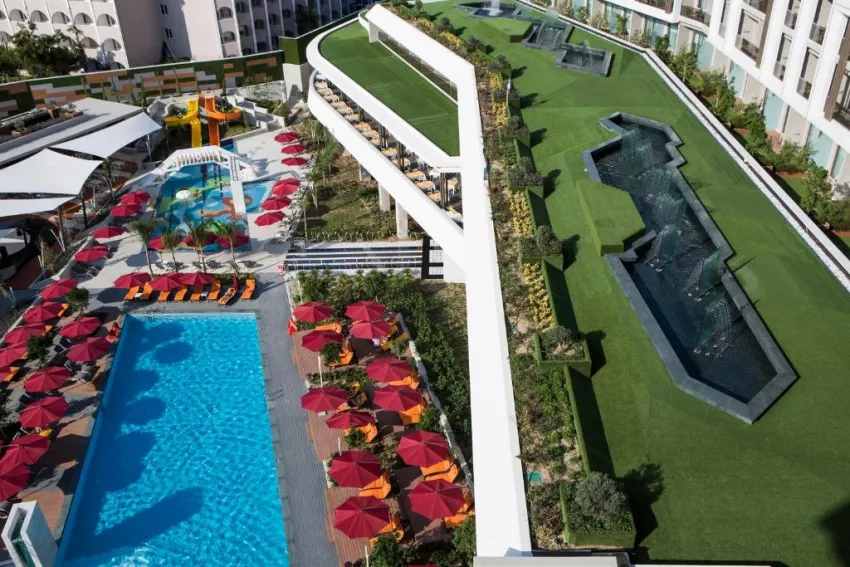 THE SENSE DELUXE HOTEL  5*-10
