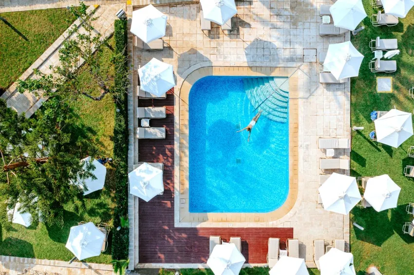Louis Ledra Beach 4*-23
