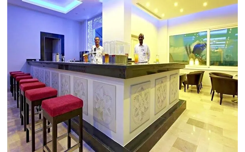 ROYAL STAR BEACH RESORT  4*-15