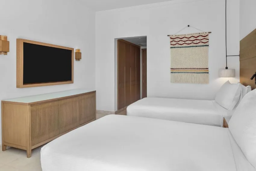DOUBLETREE BY HILTON SHARM BAY RESORT BEACH SIDE  4*-102