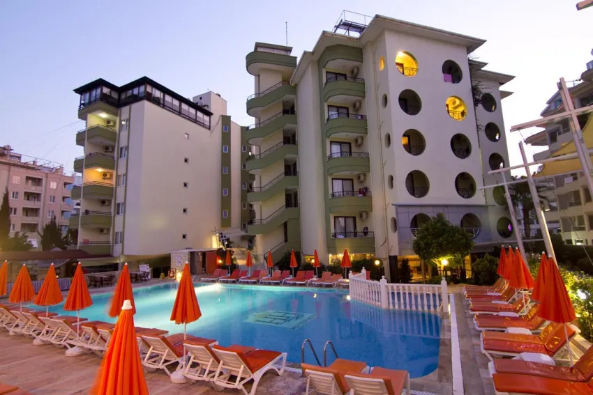 Kaila Krizantem Hotel 4*-1