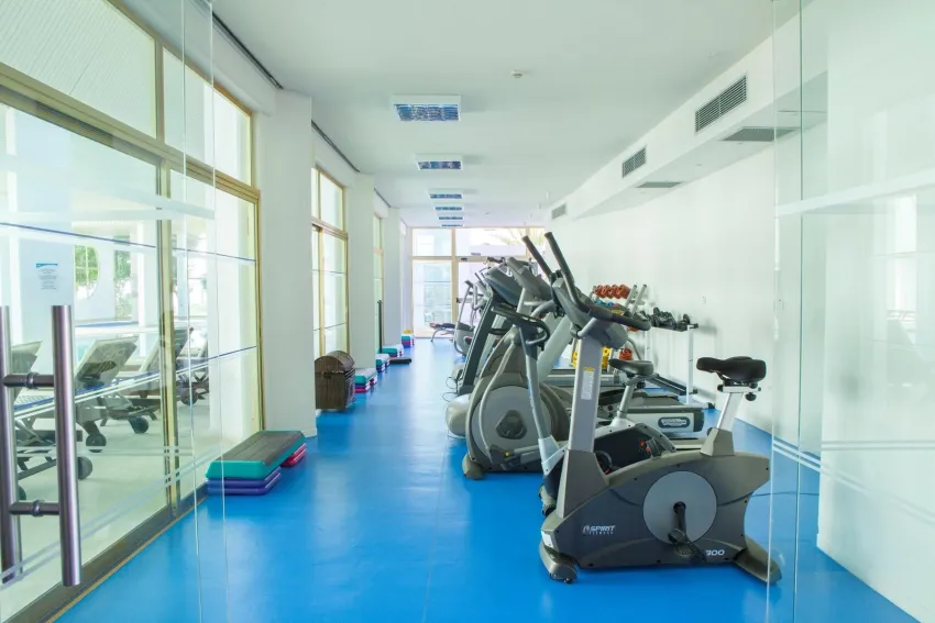 Louis Imperial Beach 4*-10