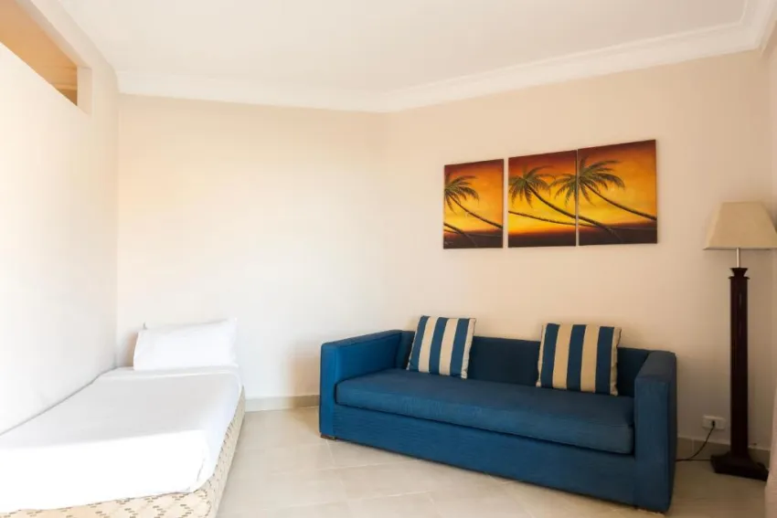 AMWAJ BEACH CLUB ABU SOMA  4*-31