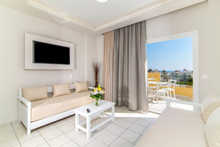 Filia Hotel and Apartments 4*-6