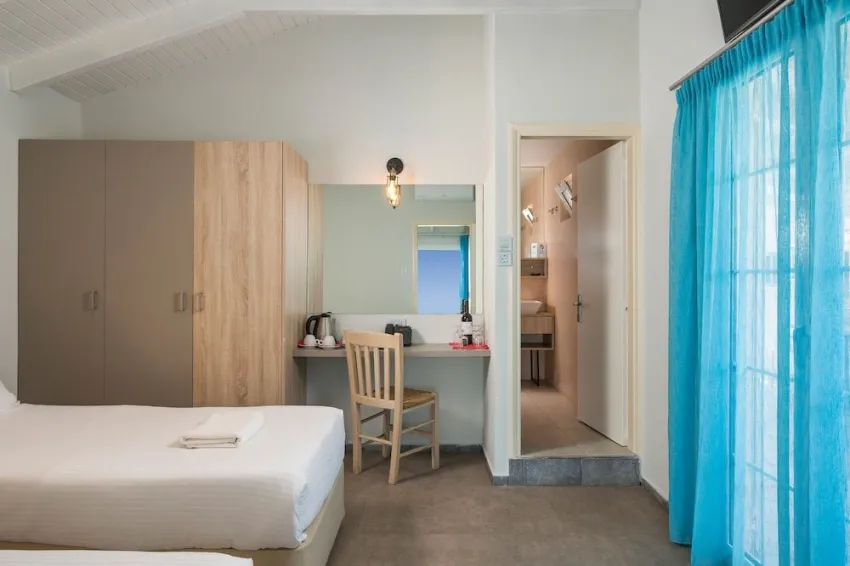 Corissia Beach Hotel 3*-12
