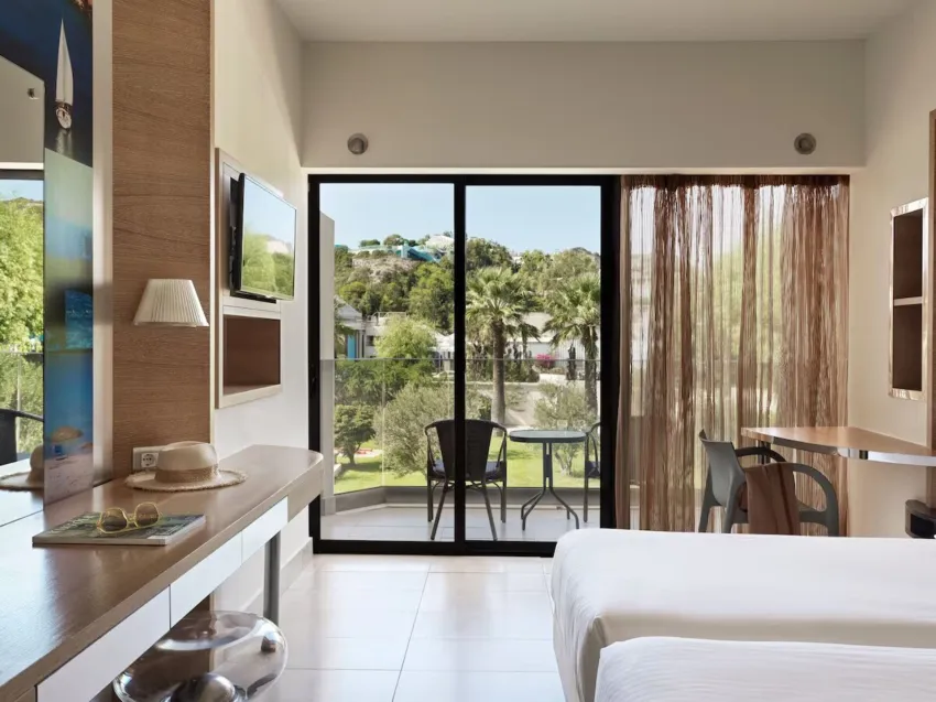 Esperos Palace 4*-10