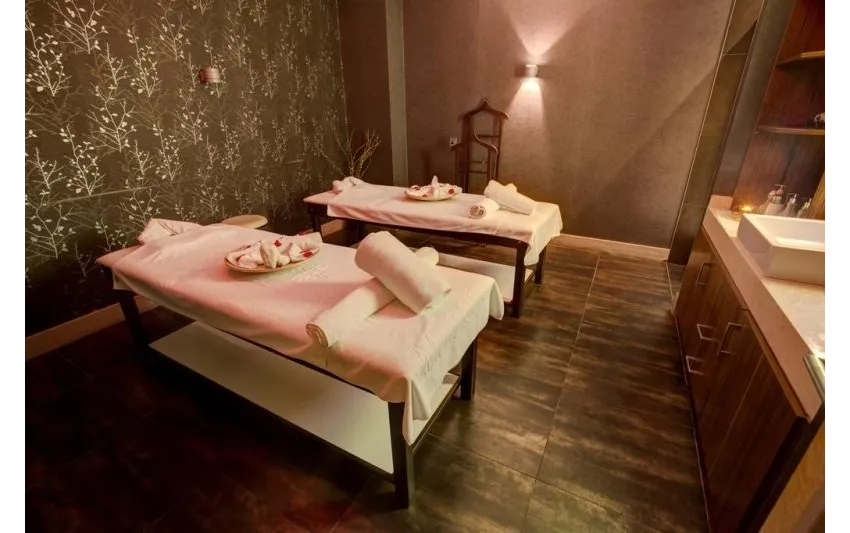 Merit Lefkoşa Hotel & Casino 5*-7
